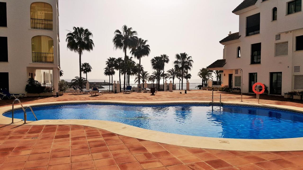 Apartamento 409 Marina Real Puerto De La Duquesa Playa Manilva Dış mekan fotoğraf