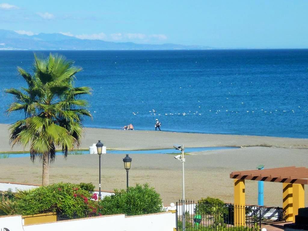 Apartamento 409 Marina Real Puerto De La Duquesa Playa Manilva Dış mekan fotoğraf