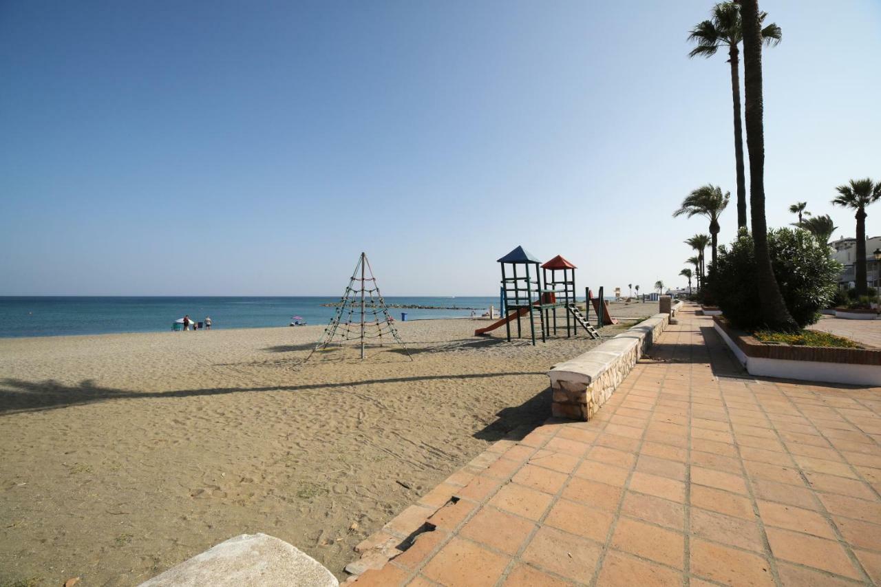 Apartamento 409 Marina Real Puerto De La Duquesa Playa Manilva Dış mekan fotoğraf